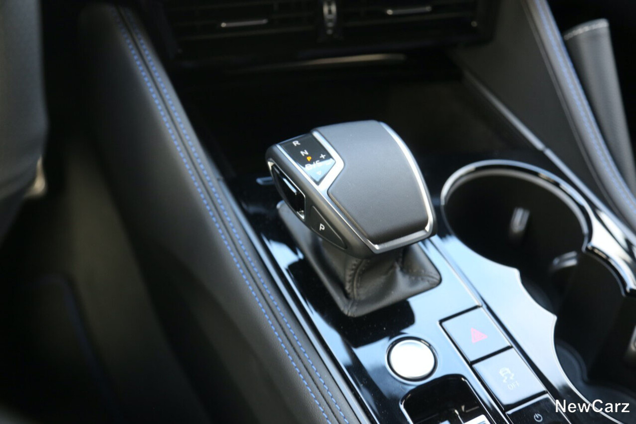 VW Touareg R Facelift Wählhebel