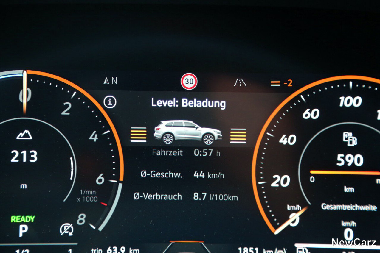 VW Touareg R Facelift Luftfahrwerk Belademodus