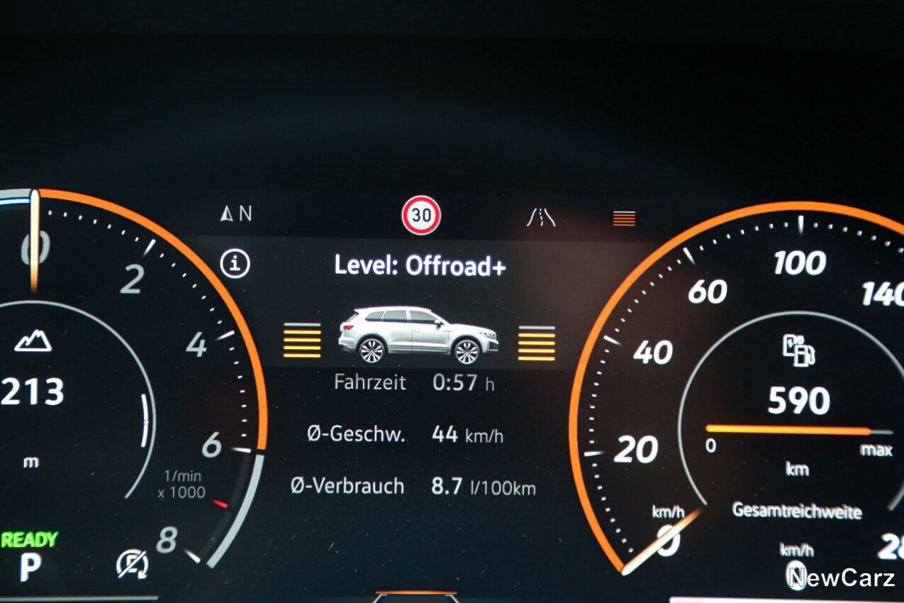 VW Touareg R Facelift Luftfahrwerk Offroad +-Modus