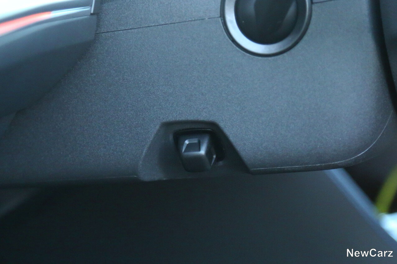 VW Touareg R Facelift Lenkradverstellung