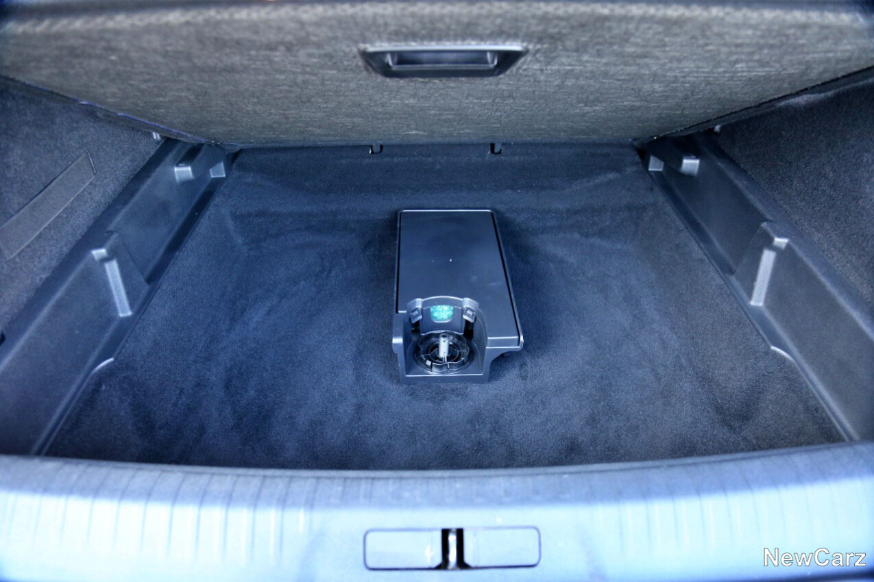 Peugeot 3008 Facelift Kofferraumboden