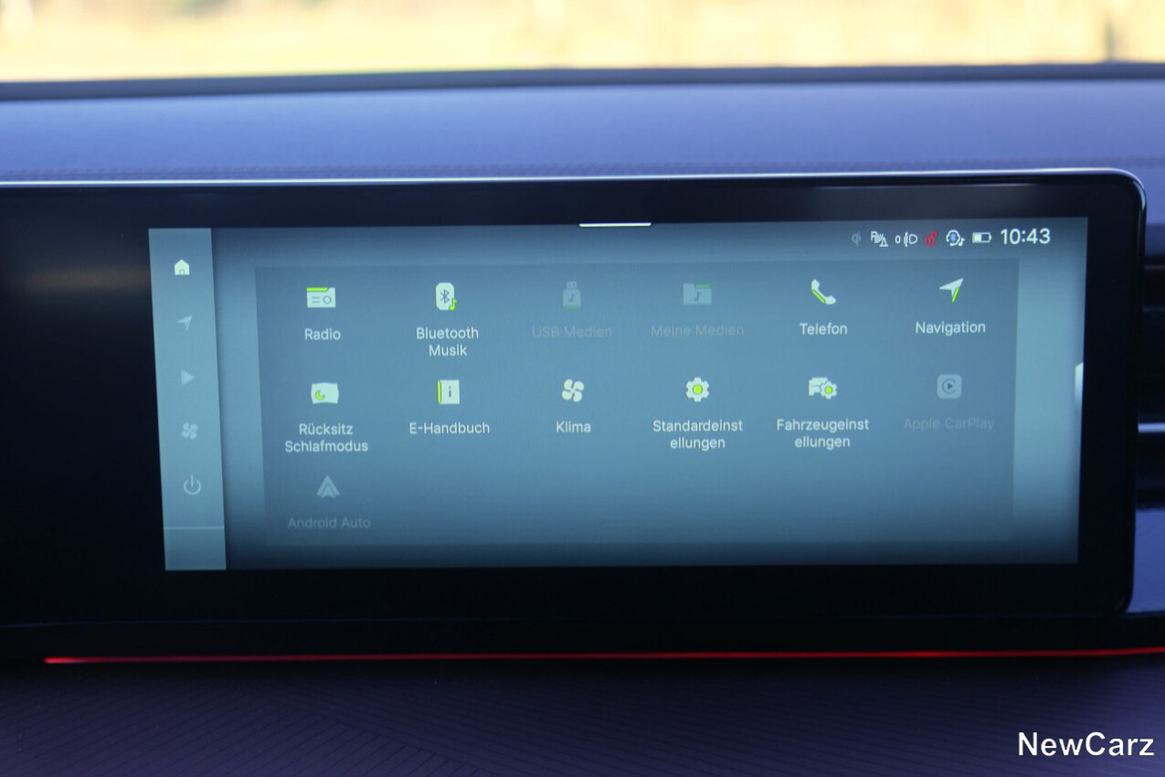 KGM Torres 4WD Zentralbildschirm