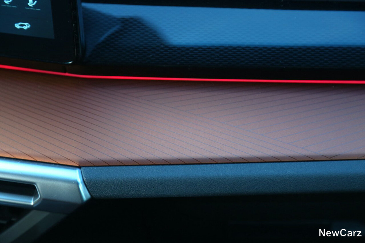 KGM Torres 4WD Dekorleiste