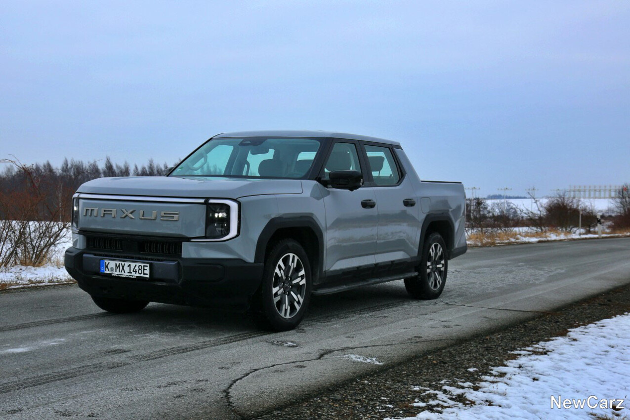 Maxus eTerron 9 schräg vorn links