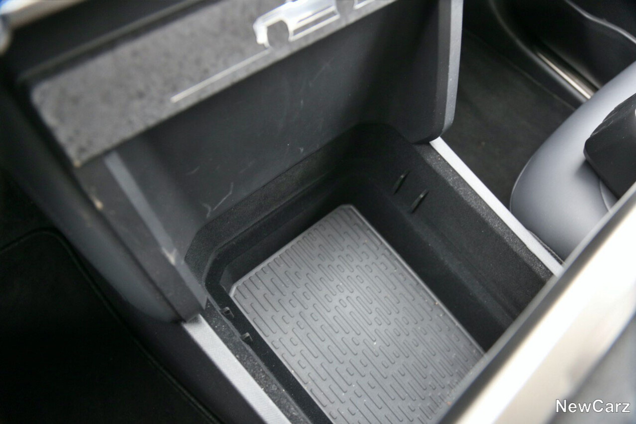 Maxus eTerron 9 Ablagefach