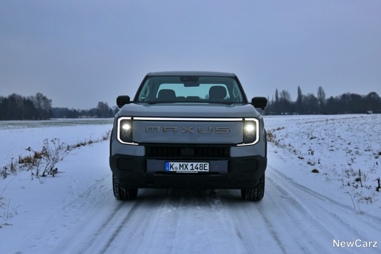 Maxus eTerron 9 schräg vorn