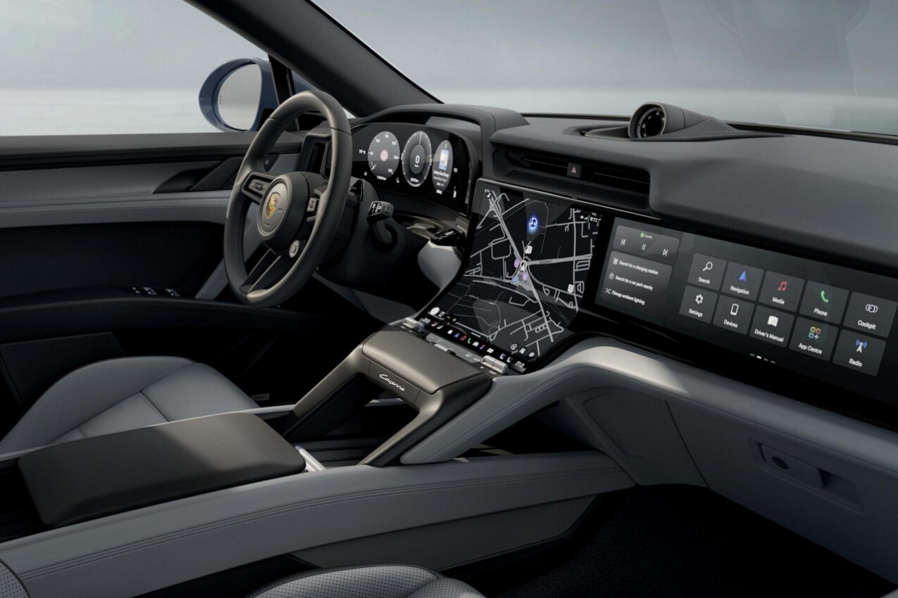 Porsche Cayenne S Electric Cockpit