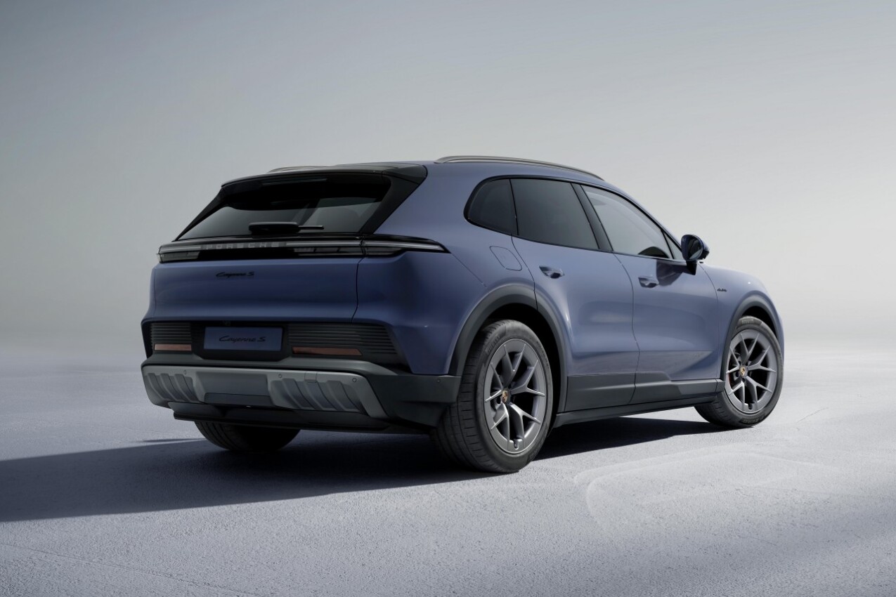 Porsche Cayenne S Electric hinten rechts