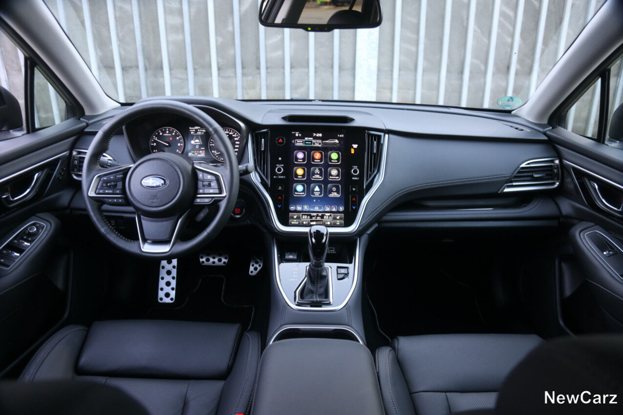Subaru Outlander Armaturenbereich