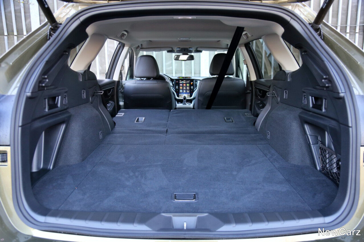 Subaru Outlander Kofferraum maximiert
