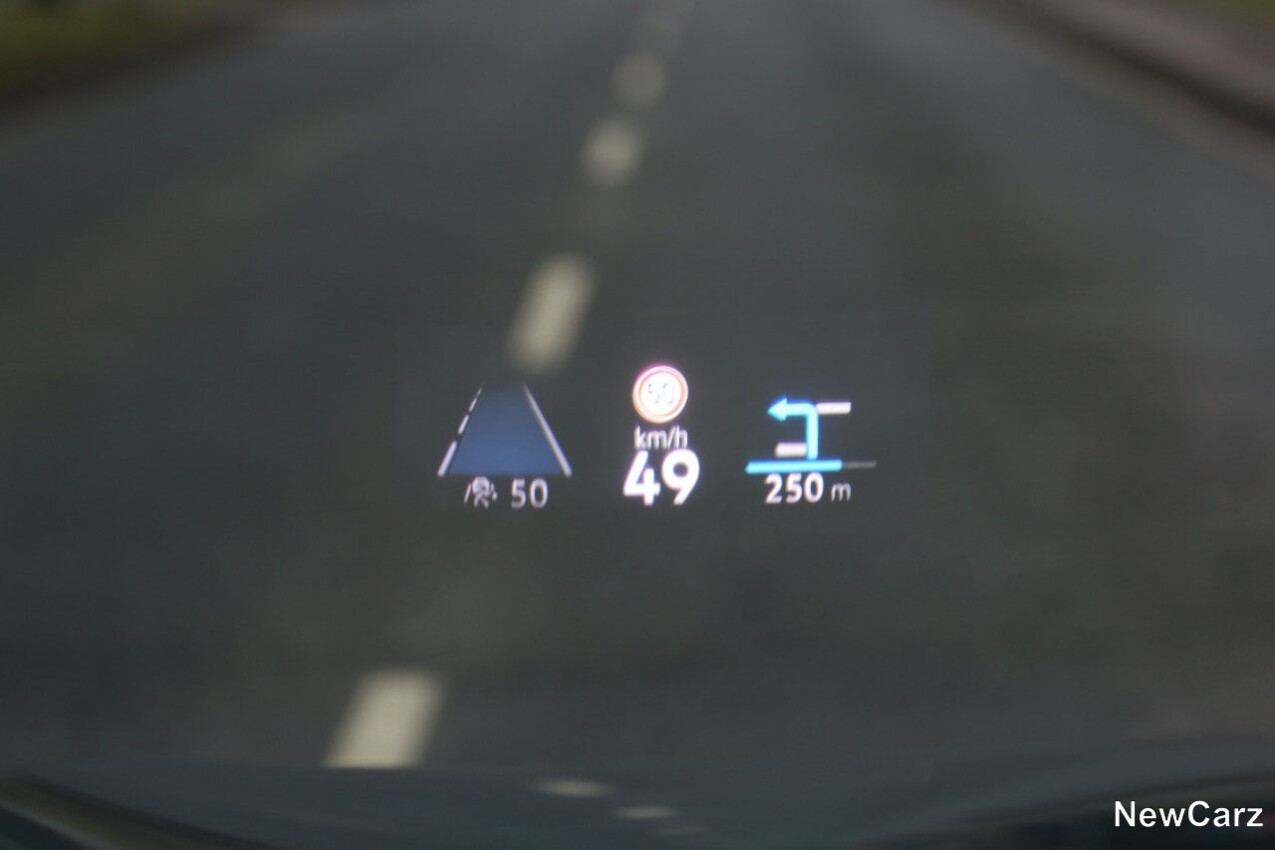 VW Tiguan eHybrid HUD