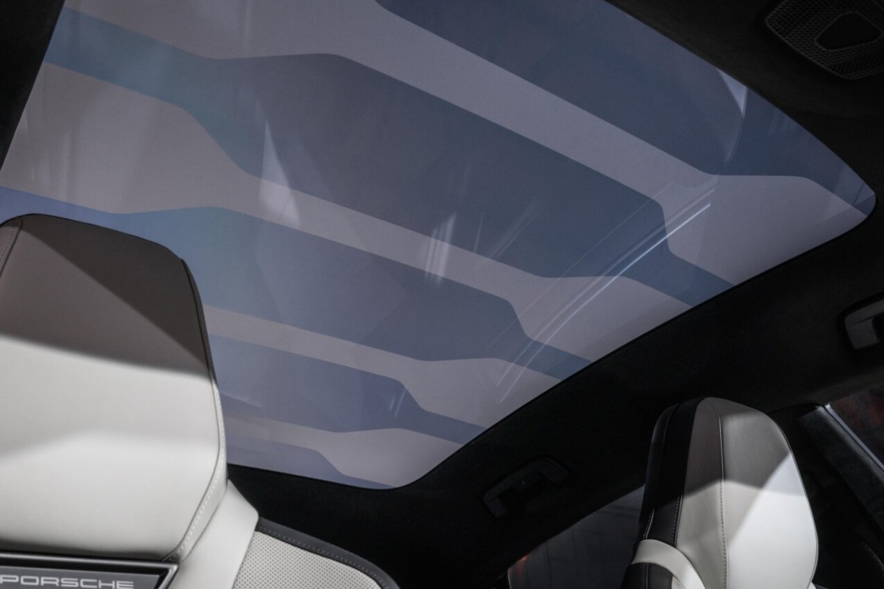 Porsche Cayenne Coupe Electric Glasdach