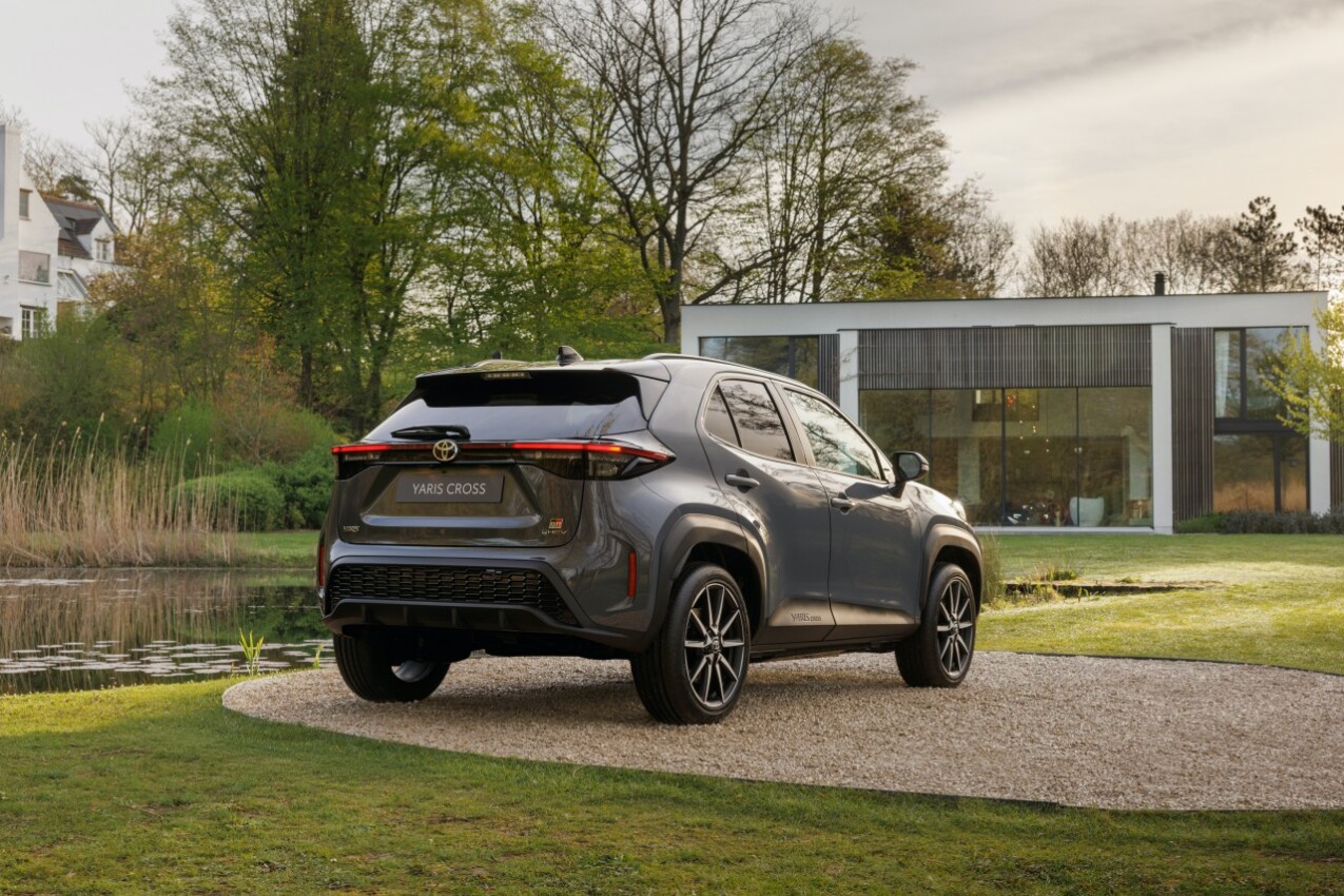 Toyota Yaris Cross Facelift schräg hinten