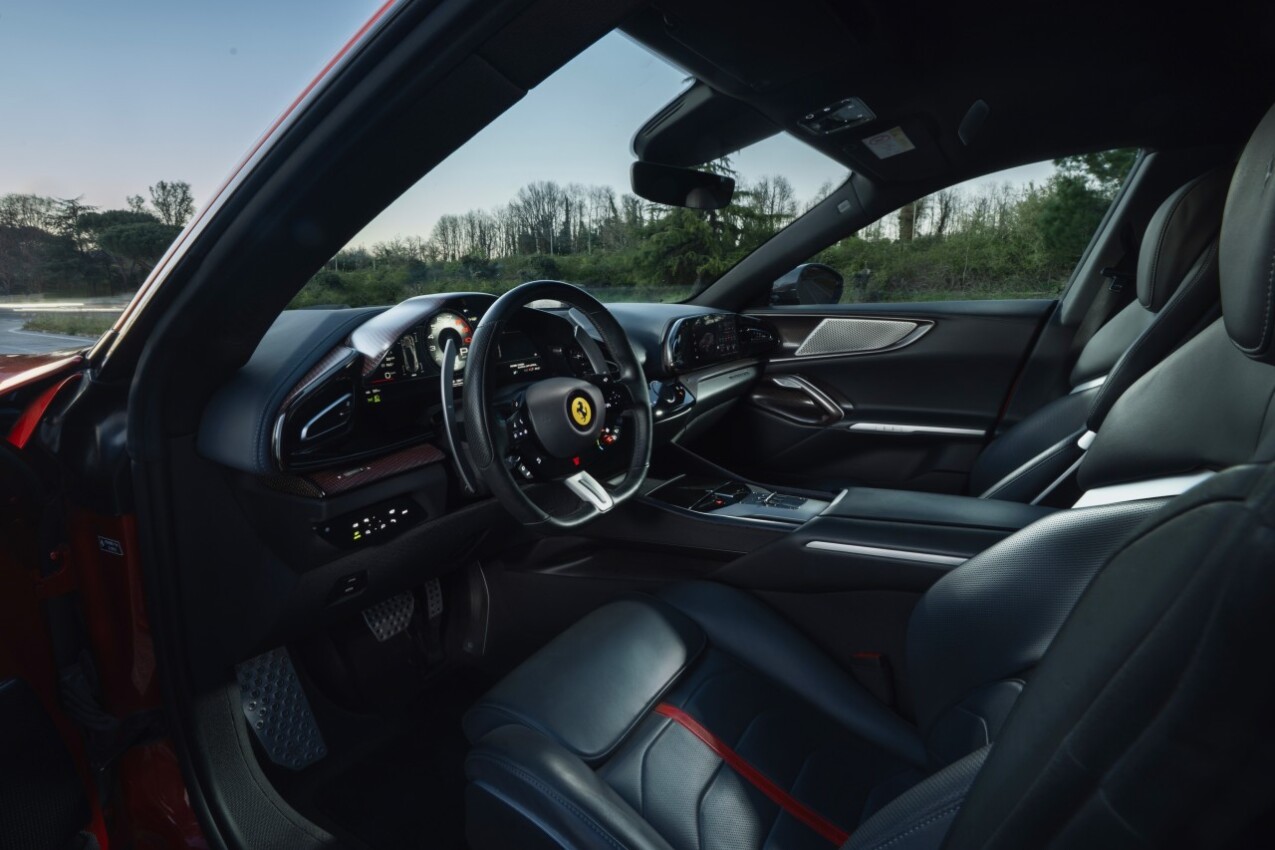 Ferrari Purosangue innen