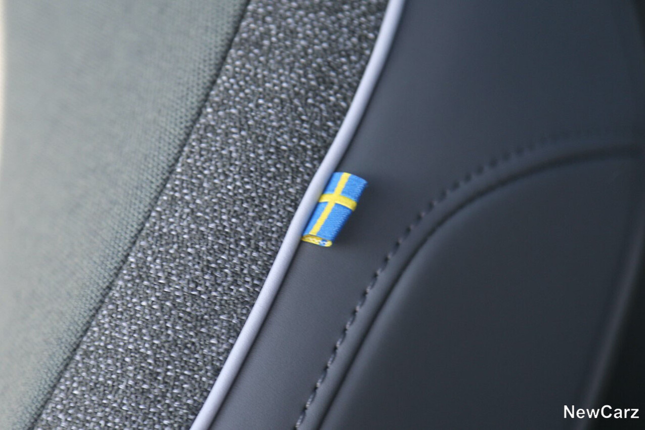 Volvo EX30 Cross Country Vordersitz Detail
