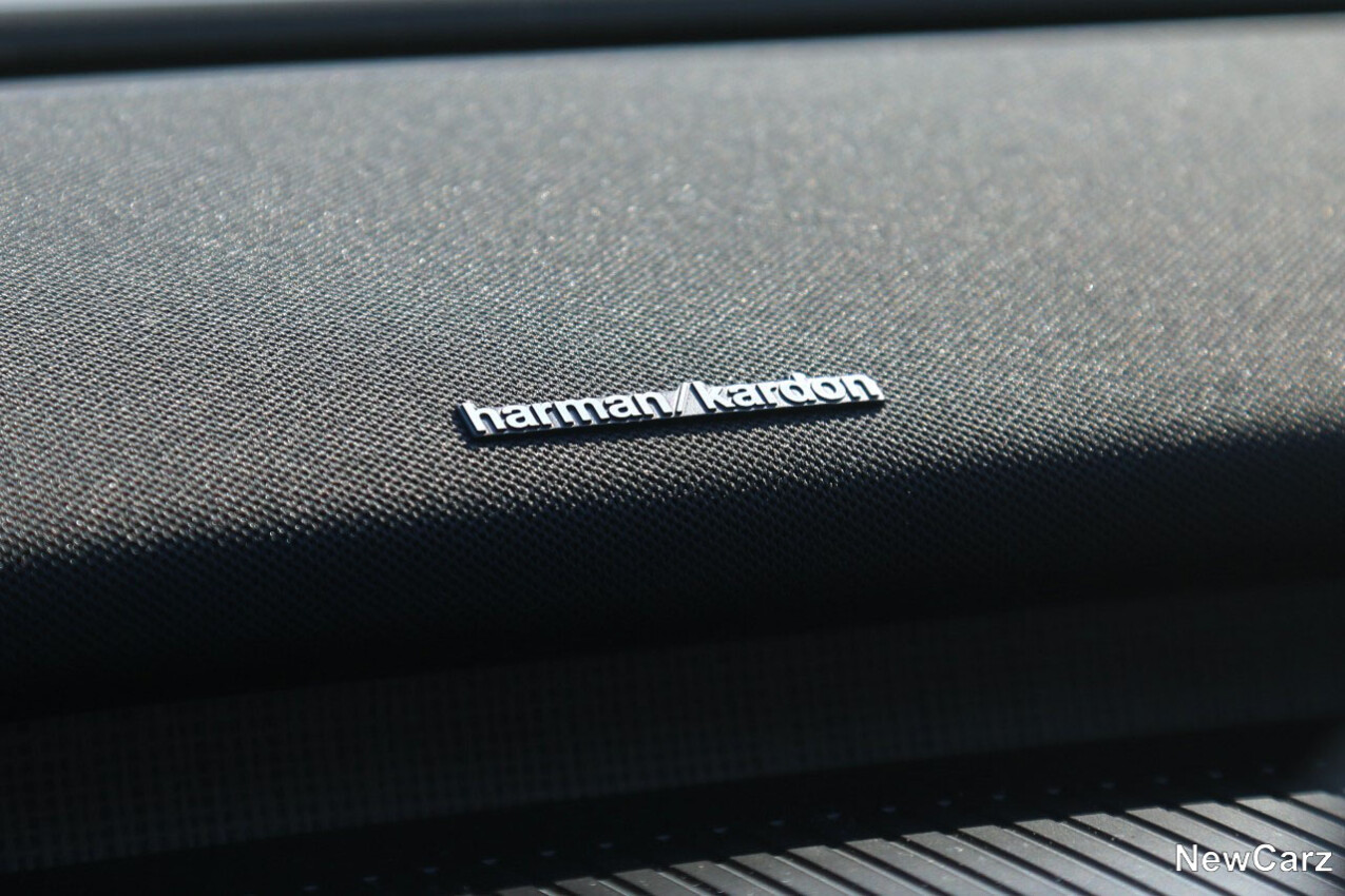 Volvo EX30 Cross Harman/Kardon