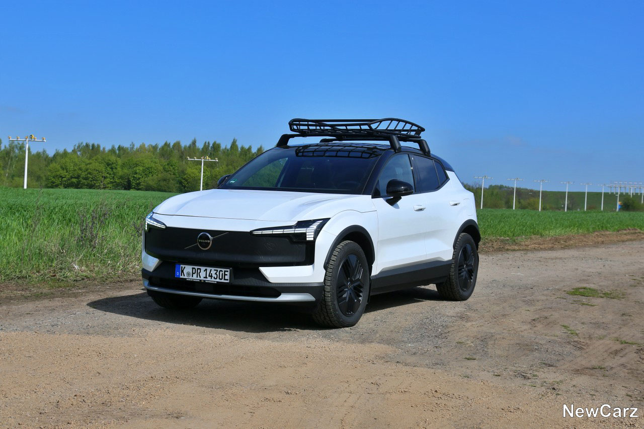 Volvo EX30 Cross Country