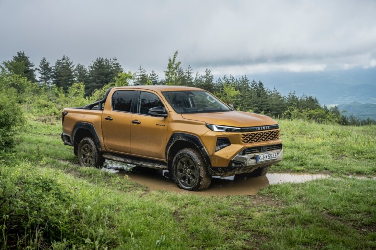 Toyota Hilux 2027