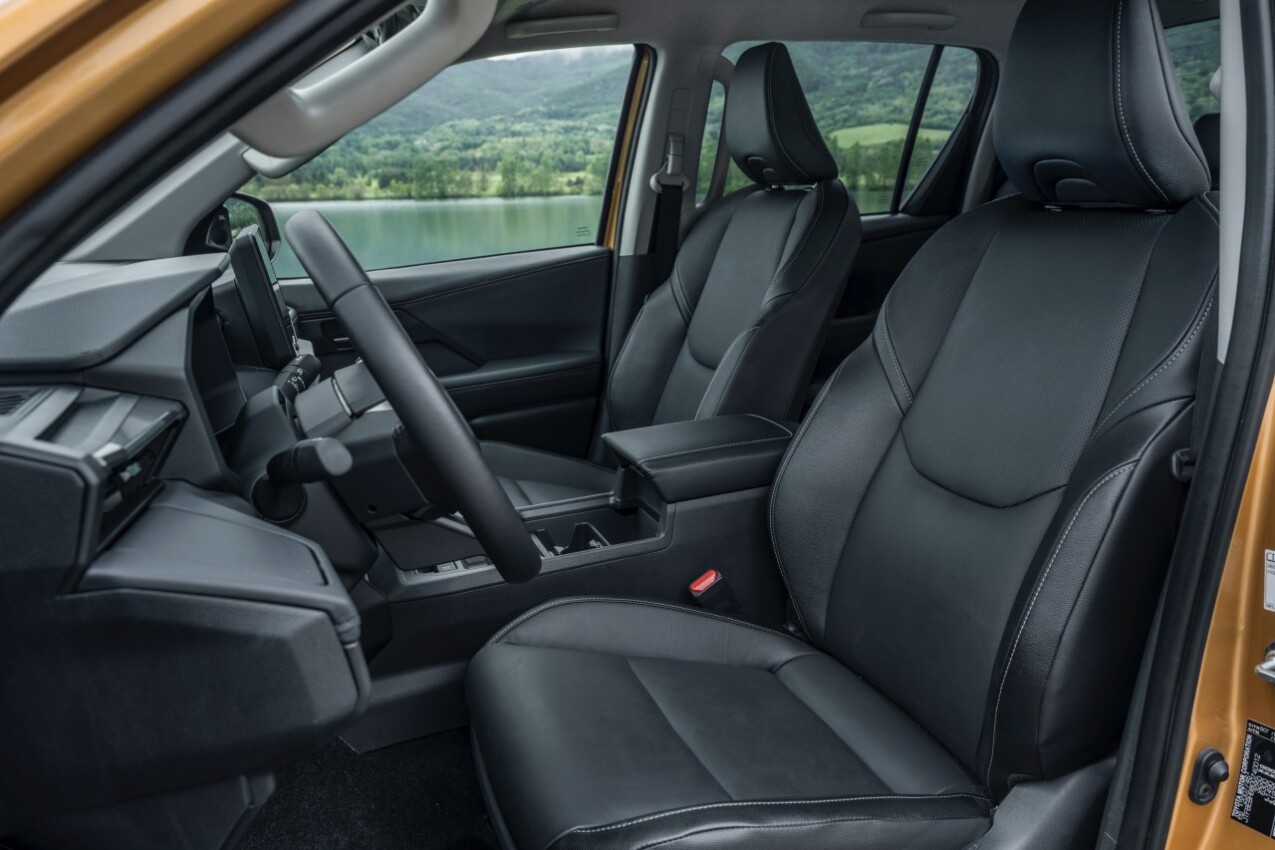 Toyota Hilux 2027 vorne innen