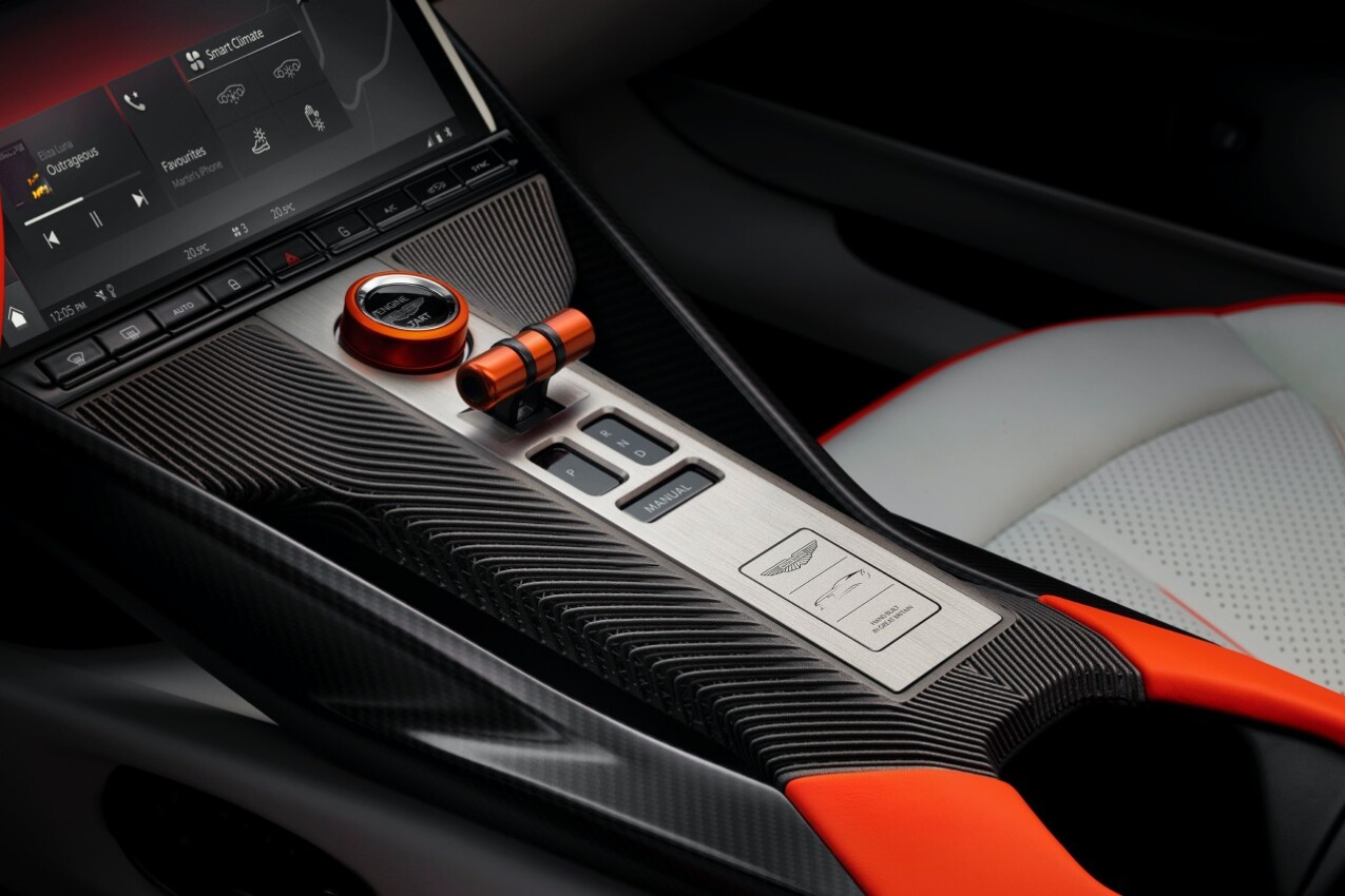 Aston Martin Valen Mittelkonsole