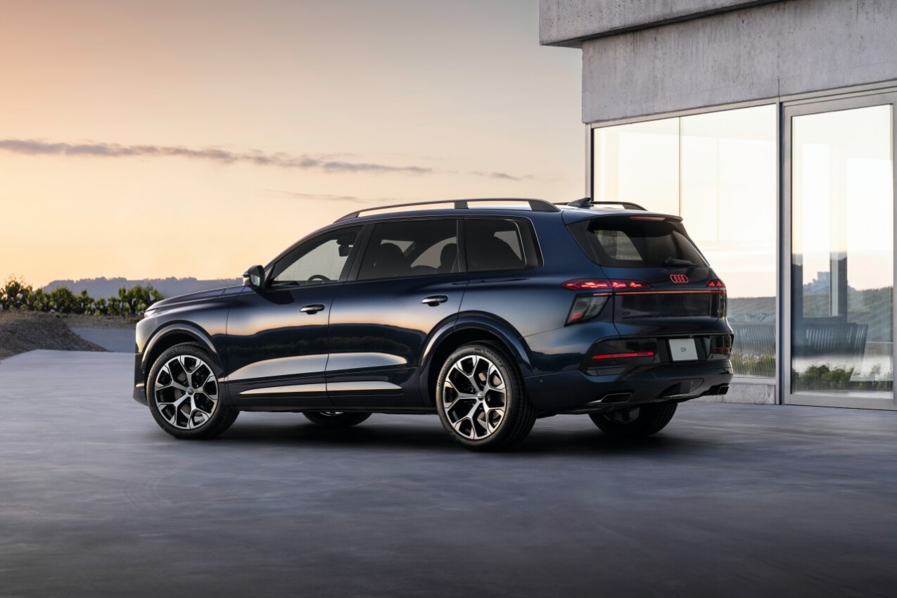 Audi Q9 schräg hinten