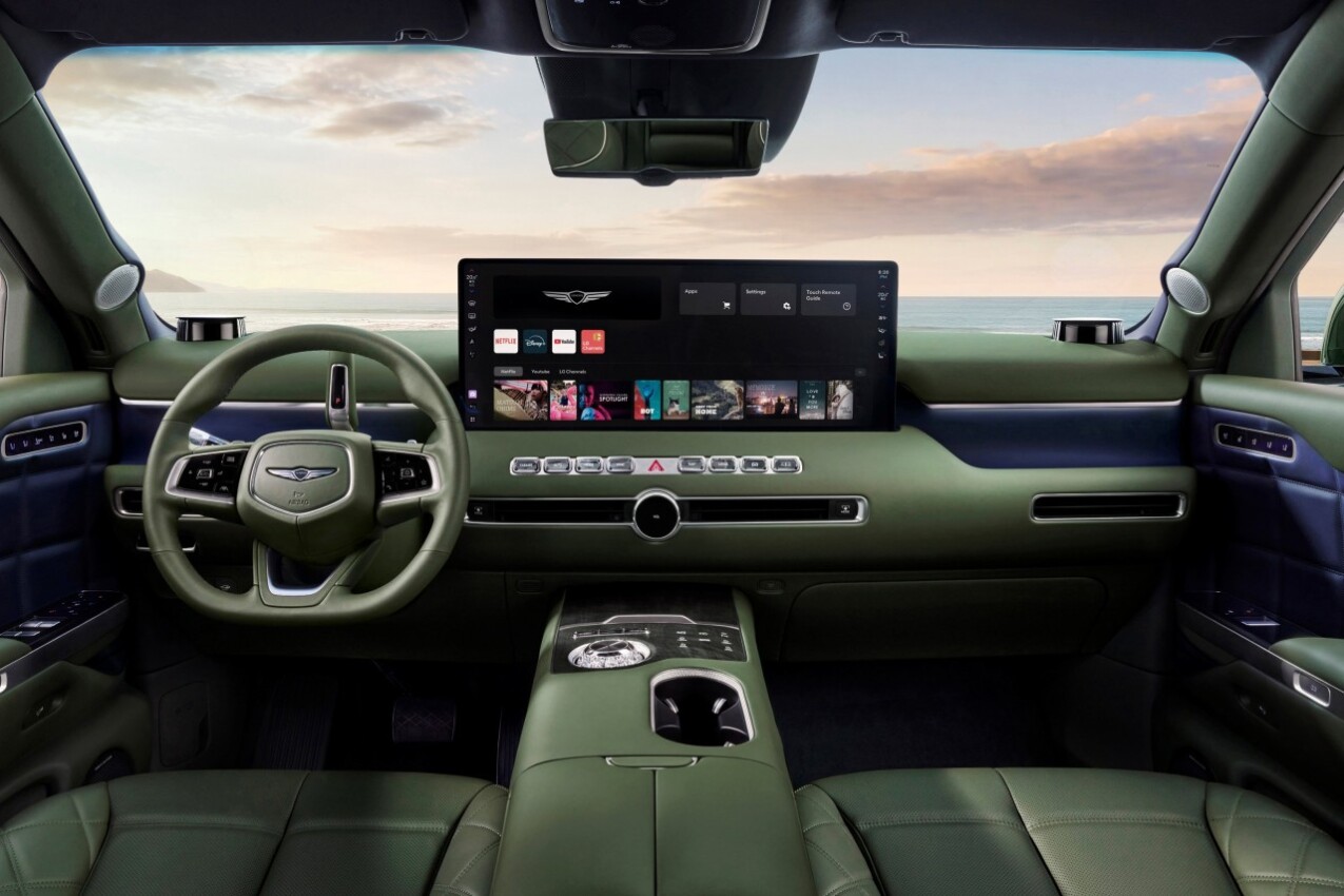 Genesis GV90 Cockpit