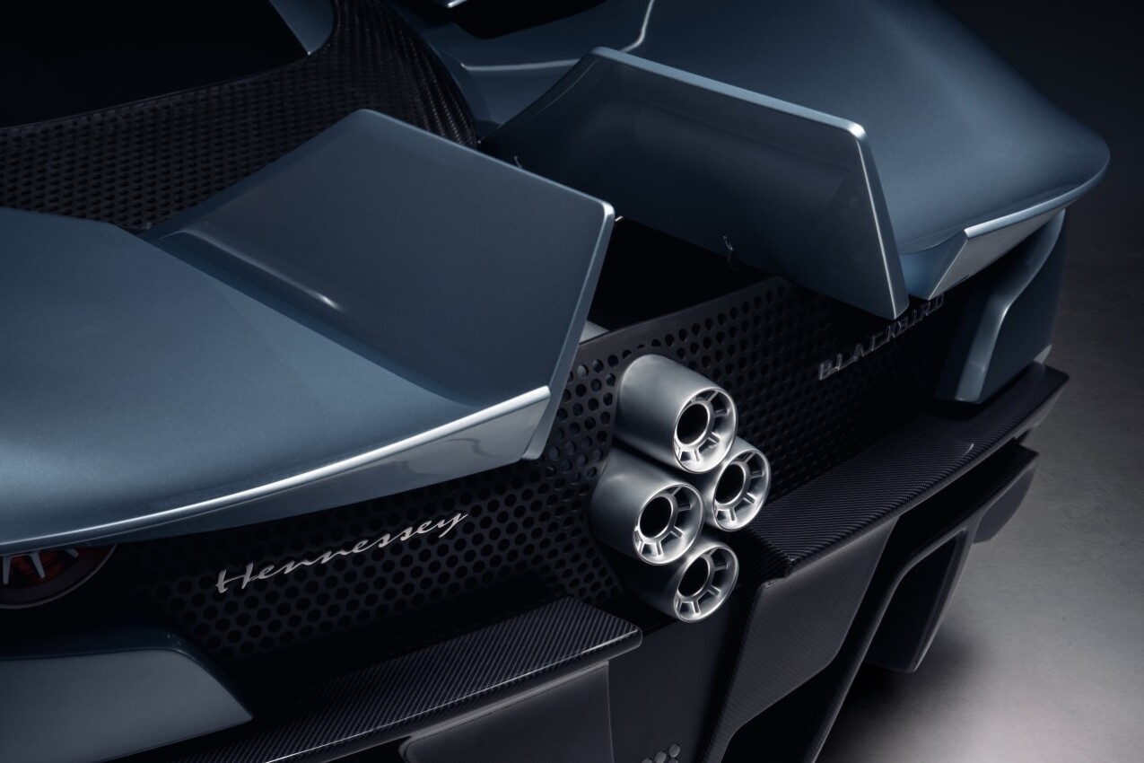 Hennessey Blackbird Endrohre