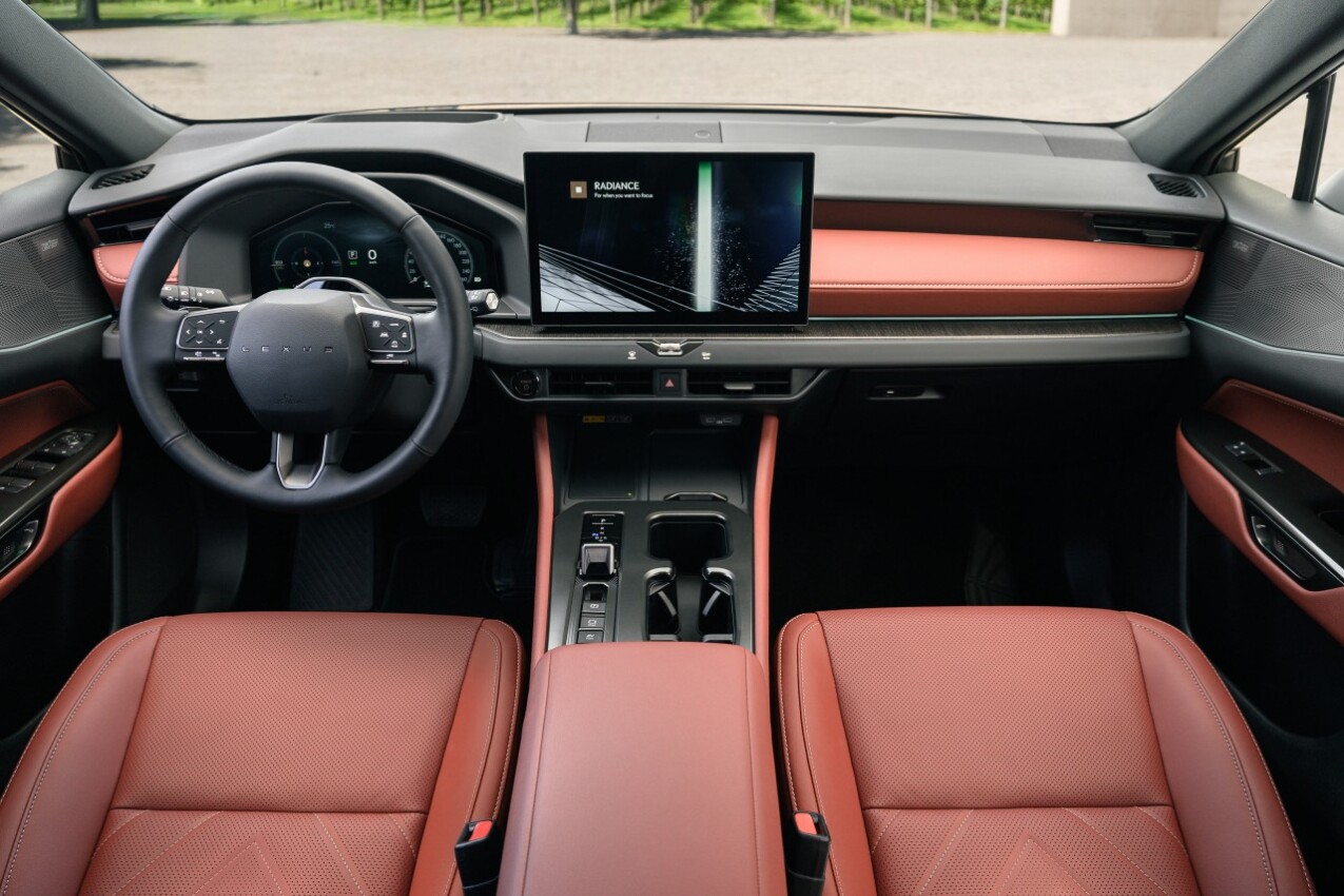Lexus NX Cockpit