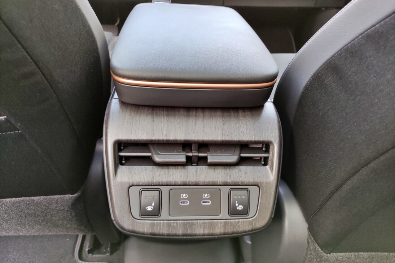 Nissan Ariya Facelift Mittelkonsole hinten