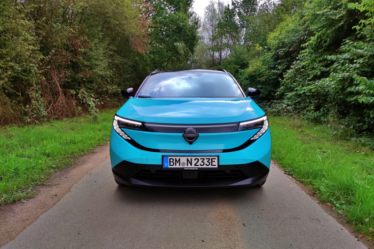 Nissan Leaf III vorne