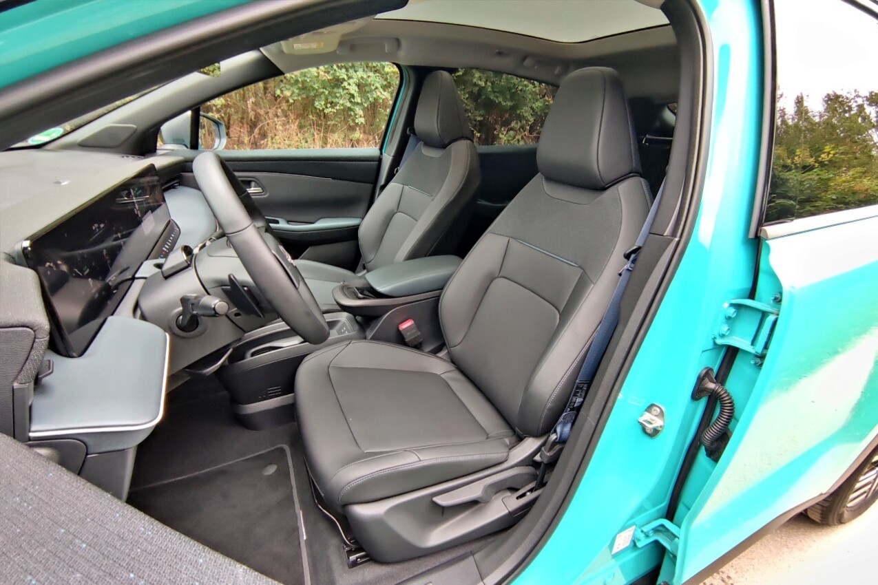 Nissan Leaf III Vordersitze