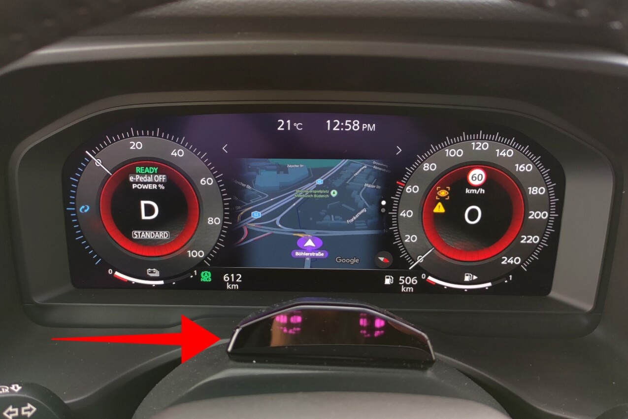 Nissan X-Trail Facelift Cockpit