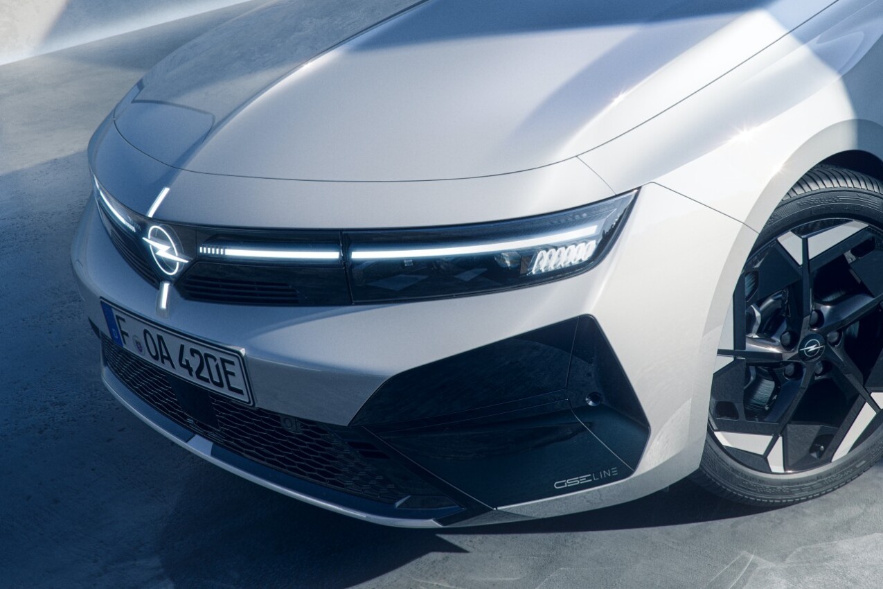Opel Astra GSE Line Frontschürze