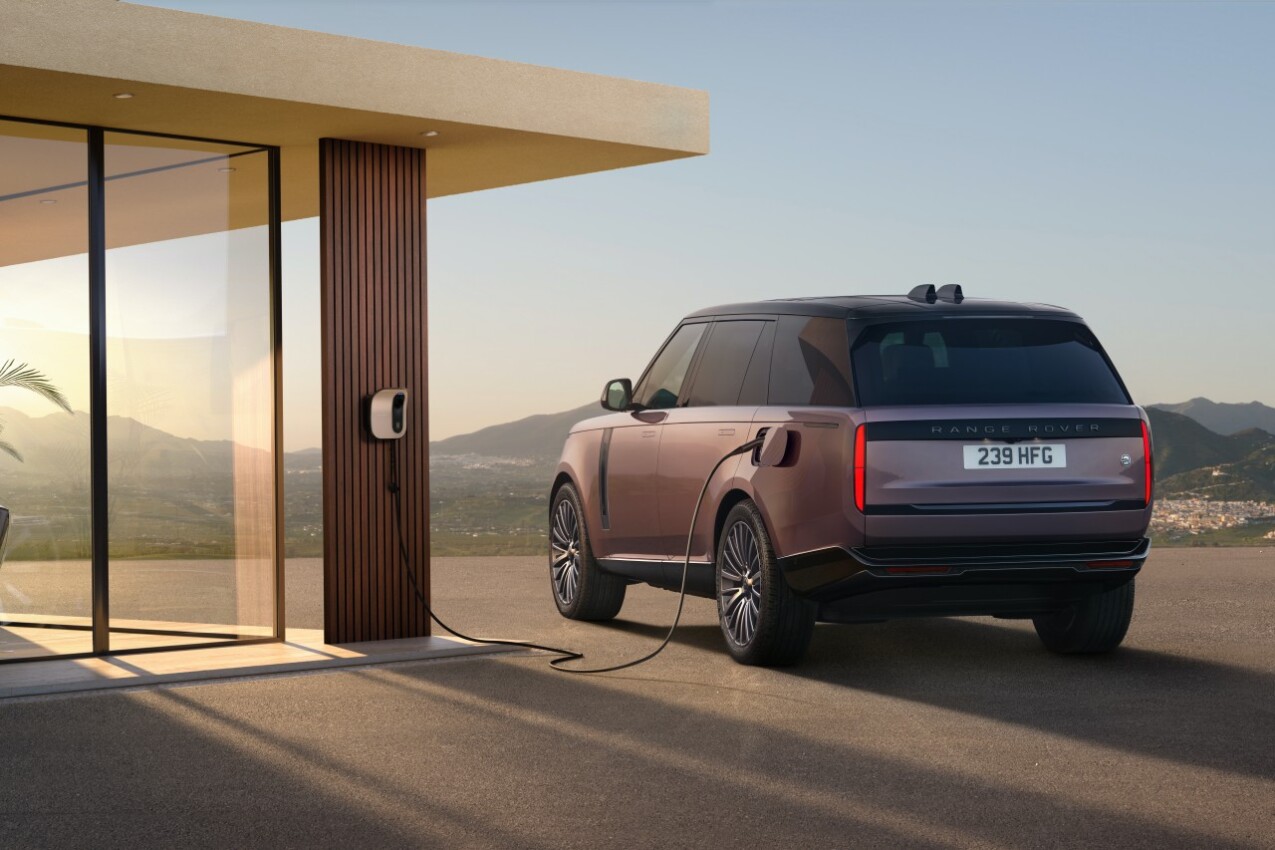 Range Rover Electric Laden