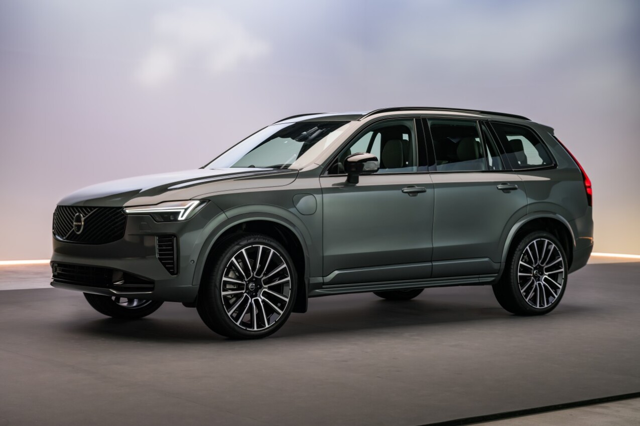 Volvo XC90 schräg seitlich links