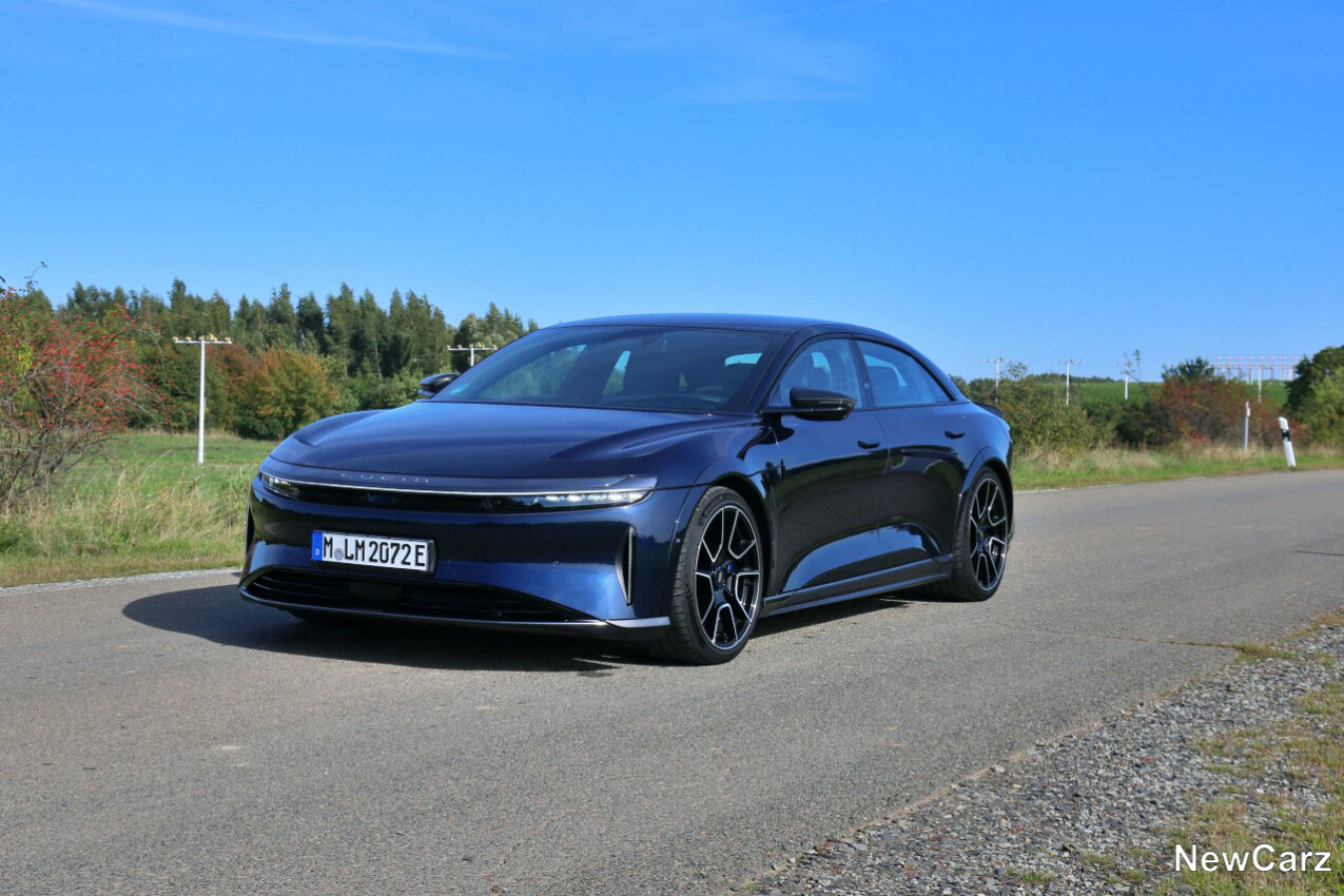 Lucid Air Sapphire vorne links