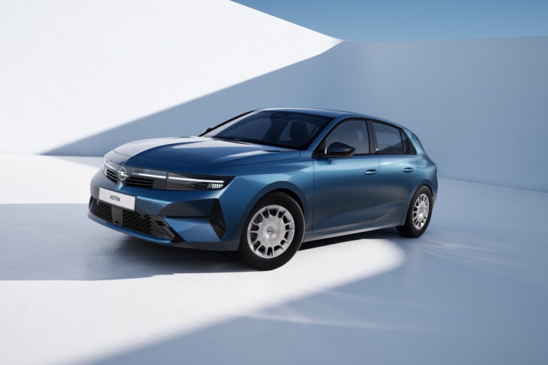Opel Astra Start